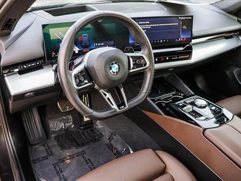 Used 2026 BMW 530i xDrive image 10