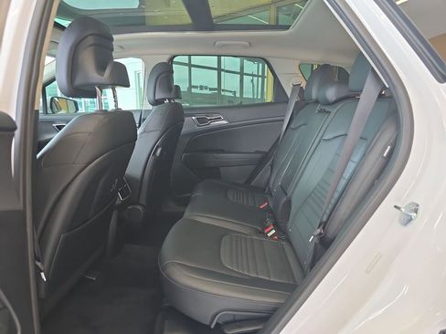 Certified 2025 Kia Sportage SX image 35