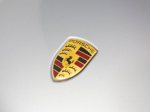 New 2026 Porsche Macan image 33