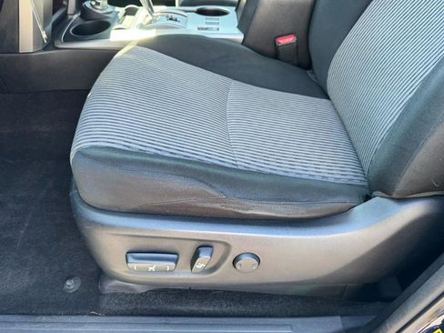 Used 2016 Toyota 4Runner SR5 AWD/4WD image 14