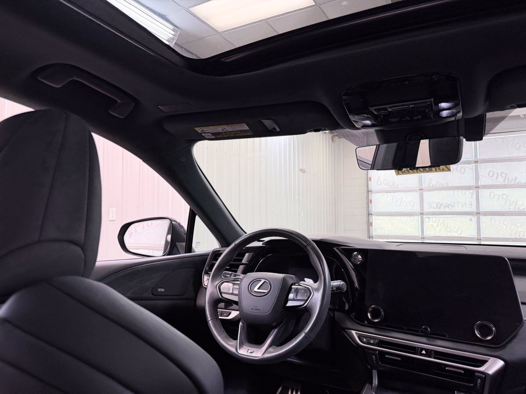 Used 2023 Lexus RX 500h F Sport w/ Accessory Package (2T) AWD/4WD image 33