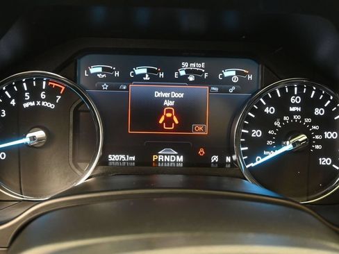 Used 2021 Ford Expedition XLT AWD/4WD image 19