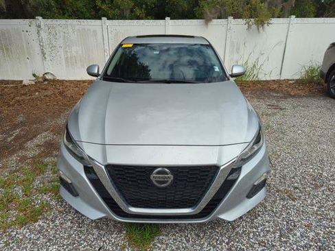 Certified 2021 Nissan Altima 2.5 SV w/ SV Premium Package FWD image 5