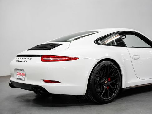 Used 2016 Porsche 911 Carrera GTS RWD image 34