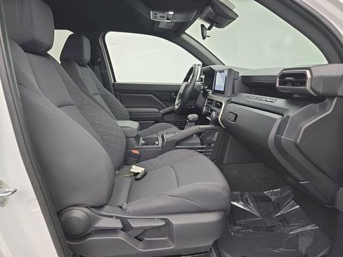 Used 2024 Toyota Tacoma SR image 41