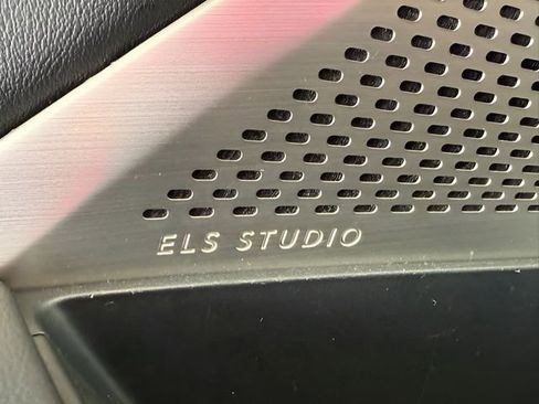 Used 2023 Acura MDX FWD w/ Technology Package image 16