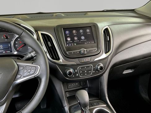 Used 2024 Chevrolet Equinox LT image 9