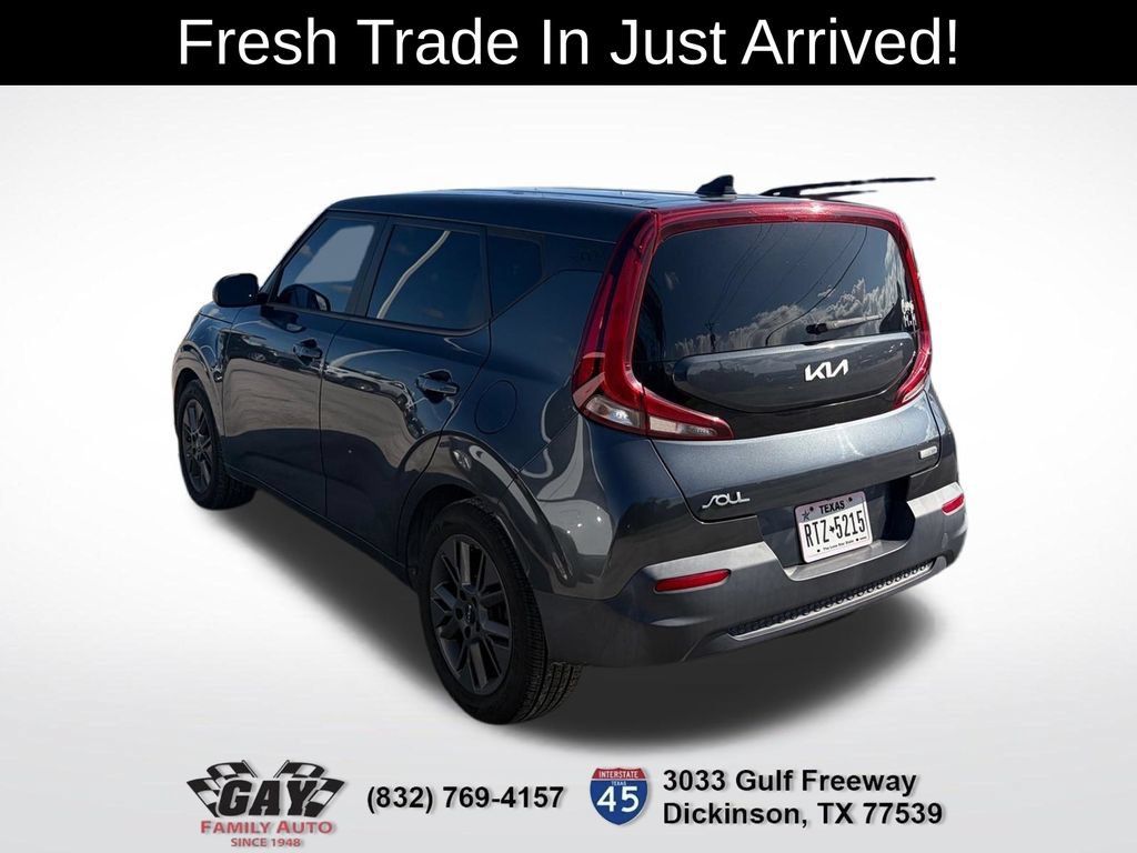 Used 2022 Kia Soul EX FWD image 7