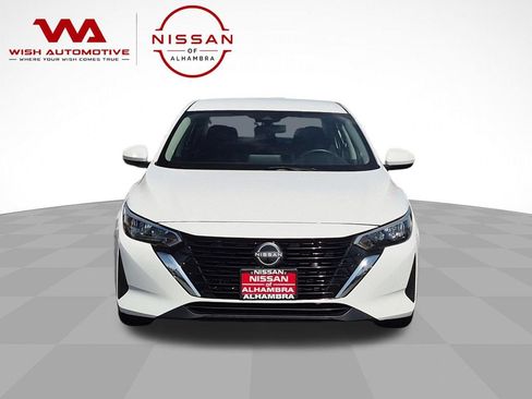 Certified 2024 Nissan Sentra SV FWD image 2