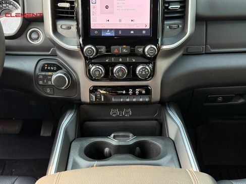 Used 2025 RAM 1500 Big Horn AWD/4WD image 17