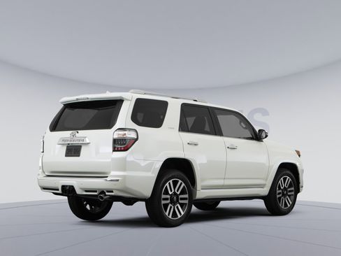 Used 2016 Toyota 4Runner Limited AWD/4WD image 4