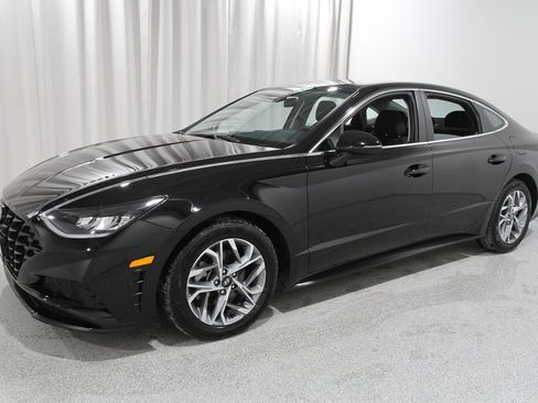 Certified 2023 Hyundai Sonata SEL image 3