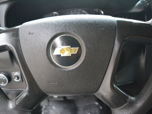 Used 2014 Chevrolet Express 2500 Extended image 14