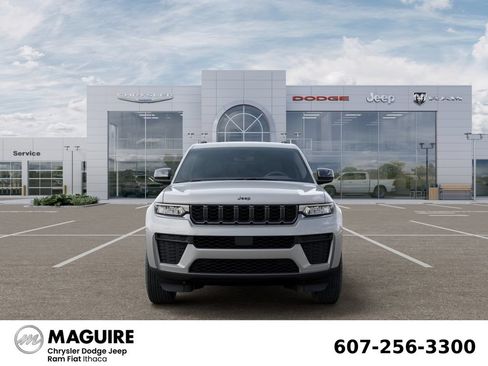 New 2026 Jeep Grand Cherokee Altitude AWD/4WD image 6