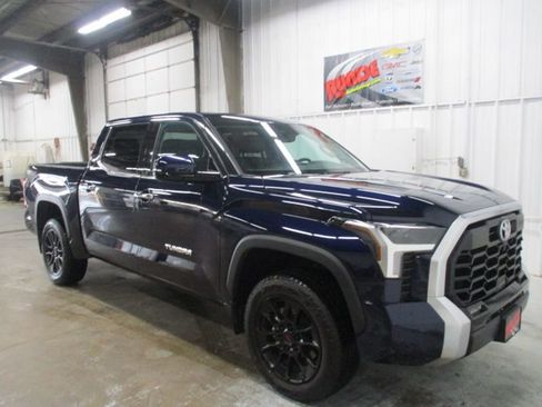 Used 2023 Toyota Tundra Limited w/ TRD Off-Road Package image 6