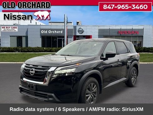 Used 2024 Nissan Pathfinder S AWD/4WD image 1