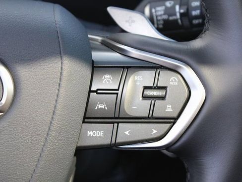 Certified 2025 Lexus NX 250 FWD image 17