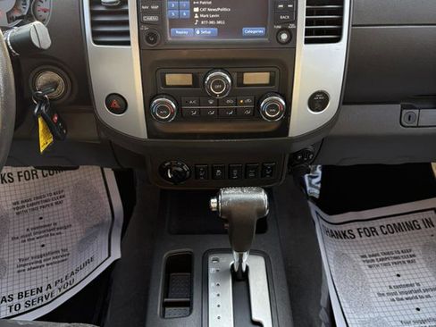 Used 2019 Nissan Frontier PRO-4X image 23