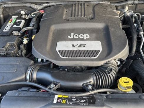 Used 2017 Jeep Wrangler Unlimited Sport w/ Quick Order Package 24S image 20