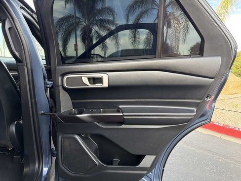 Used 2020 Ford Explorer XLT w/ Equipment Group 202A RWD image 30