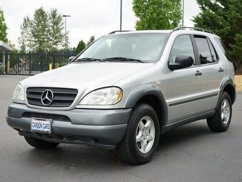 Used 1998 Mercedes-Benz ML 320 4MATIC image 9