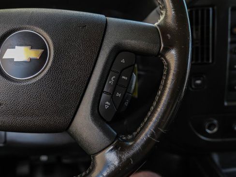 Used 2020 Chevrolet Express 2500 w/ Driver Convenience Package image 17