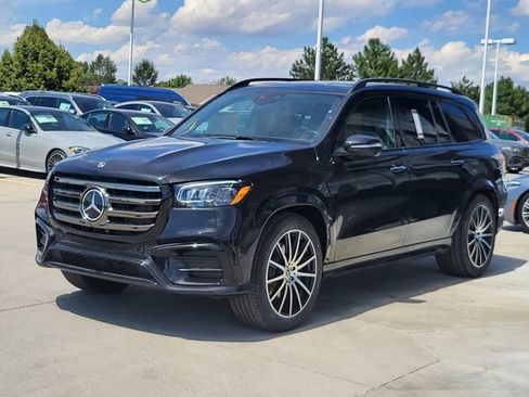 Used 2025 Mercedes-Benz GLS 450 4MATIC image 44