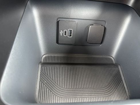 New 2026 Ford Explorer Active image 29