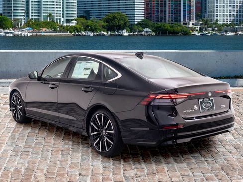 New 2025 Honda Accord Touring image 5