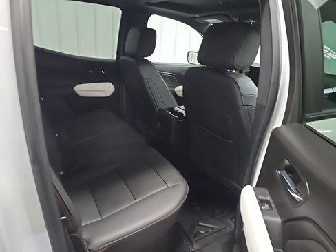 Used 2023 GMC Canyon AT4X image 18