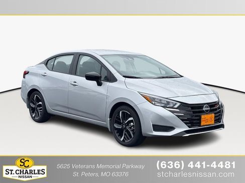Used 2025 Nissan Versa SR w/ Trunk Package FWD image 1