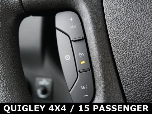 Used 2024 Chevrolet Express 3500 LT w/ LT Preferred Equipment Group image 23