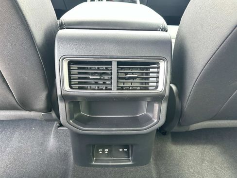 New 2025 Volkswagen Atlas Cross Sport SE image 14