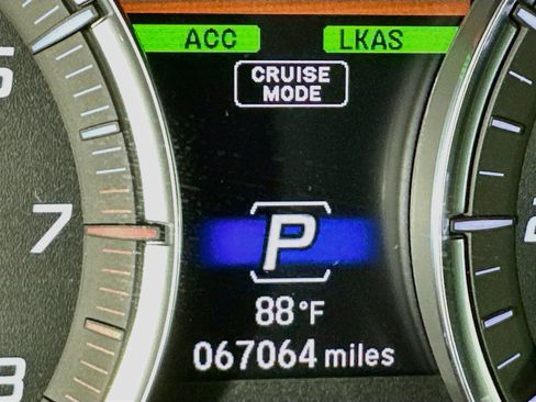 Used 2020 Acura MDX FWD image 18