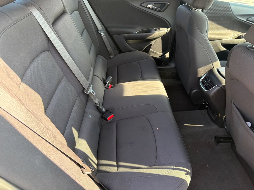 Used 2024 Chevrolet Malibu LT FWD image 15