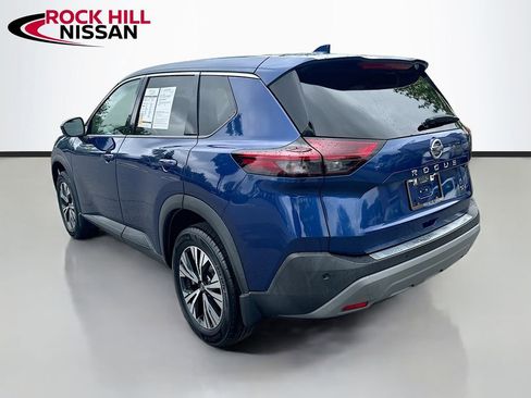 Used 2021 Nissan Rogue SV FWD image 5