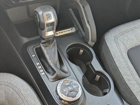 Used 2022 Ford Bronco 4-Door image 12