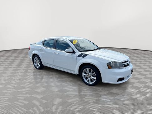 Used 2012 Dodge Avenger R/T FWD image 2