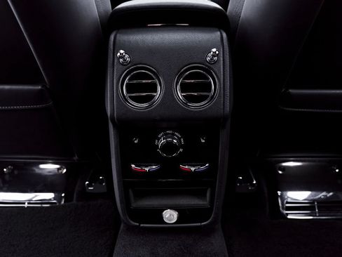 Used 2020 Rolls-Royce Cullinan AWD/4WD image 62