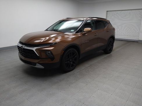 Used 2024 Chevrolet Blazer LT w/ Convenience Package FWD image 2