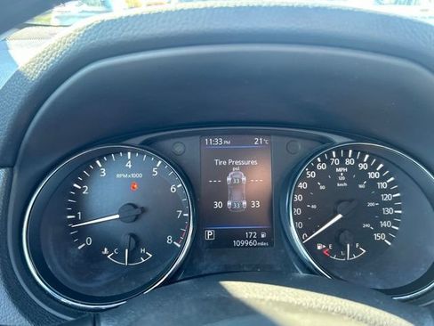 Used 2020 Nissan Rogue SV AWD/4WD image 28