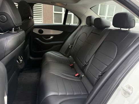 Used 2015 Mercedes-Benz C 300 Sedan image 27