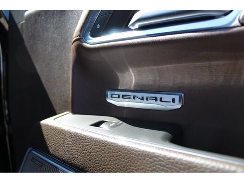 Used 2024 GMC Sierra 1500 Denali w/ Technology Package AWD/4WD image 22