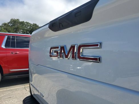New 2026 GMC Sierra EV Elevation AWD/4WD image 7