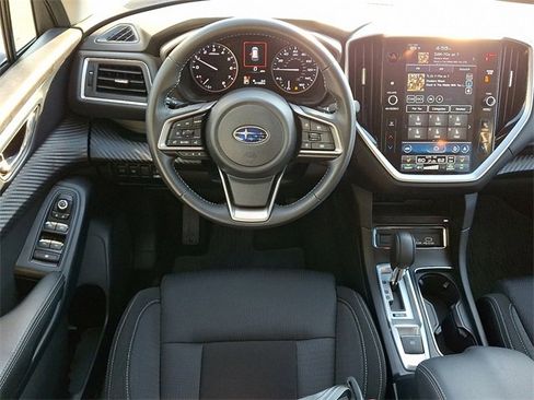 Used 2023 Subaru Ascent Premium w/ Convenience Package image 14