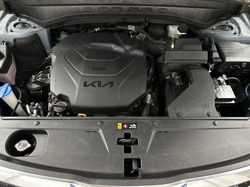 Used 2022 Kia Telluride SX w/ SX Prestige Package image 41