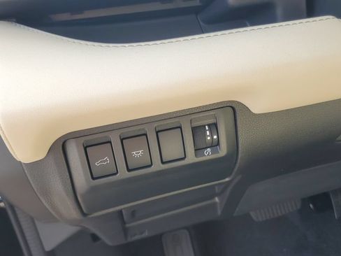 New 2026 Subaru Ascent Limited AWD/4WD image 12