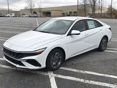 New 2026 Hyundai Elantra Blue image 3