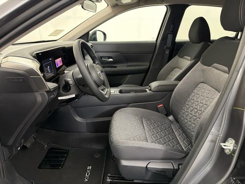 New 2026 Nissan Kicks SV FWD image 14