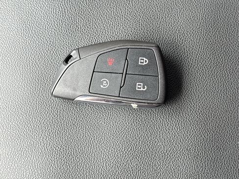 Used 2025 Chevrolet Colorado Trail Boss AWD/4WD image 34